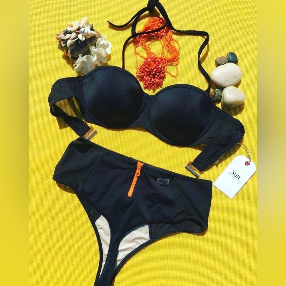 Black 2 piece bikini swim suit